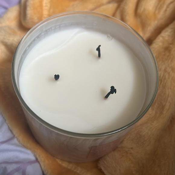 Watermelon Lemonade Candle Bath and Body Works - Picture 2 of 4